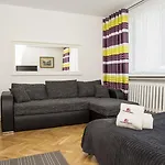 Hosapartments Center