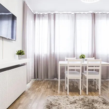 Hosapartments City Center Apartment