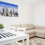 Hosapartments City Center *