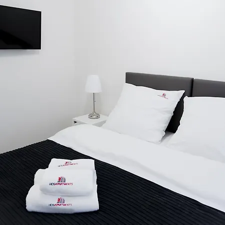 Hosapartments City Center Apartment *
